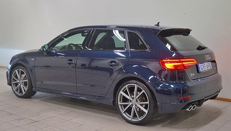 Blå Audi A3 Sportback stulen i Danderyd norr om Stockholm