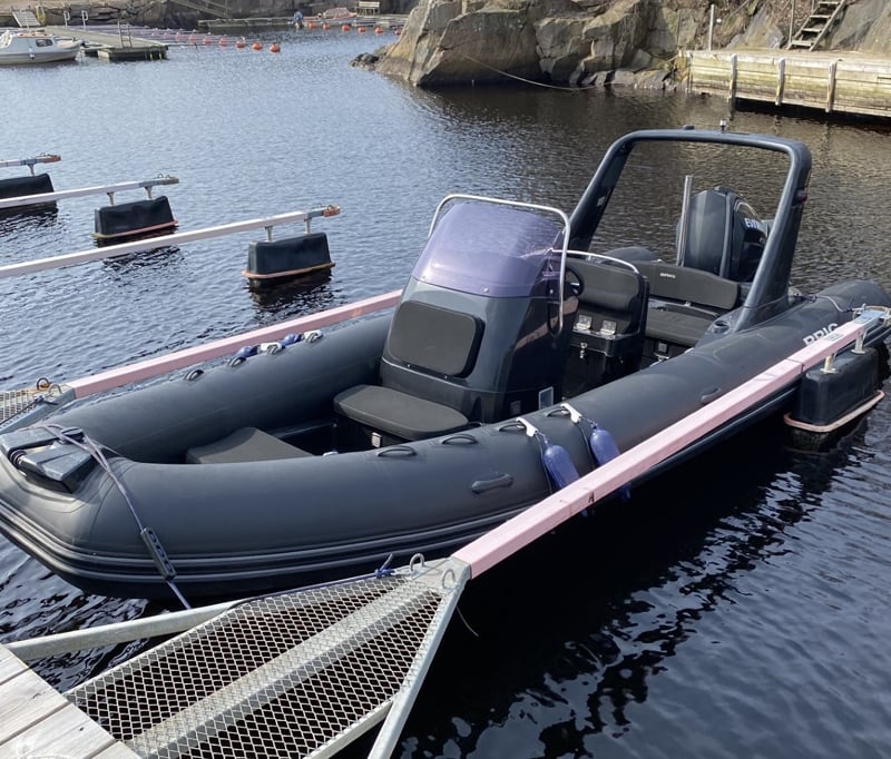 Brig Eagle 650 med 225 Hk Evinrude stulen på trailer i Halmstad 