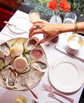 Best oyster restaurants in London - J Sheekey Atlantic Bar