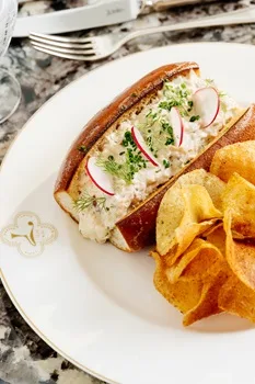 Louie London Lobster Roll