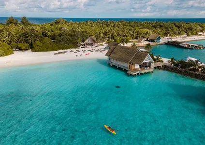 Kayaking at Ifuru Island