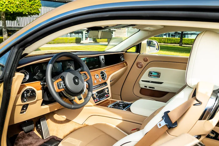 Front cabin Rolls-Royce Spectre Bailey