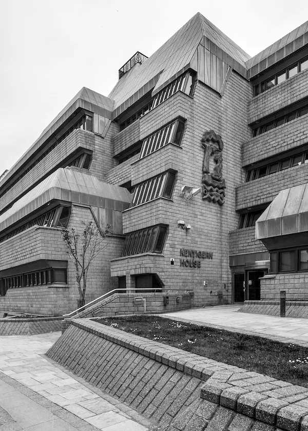 Kentigern House, Glasgow
Designed by the Property Services Agency. Built 1981–86