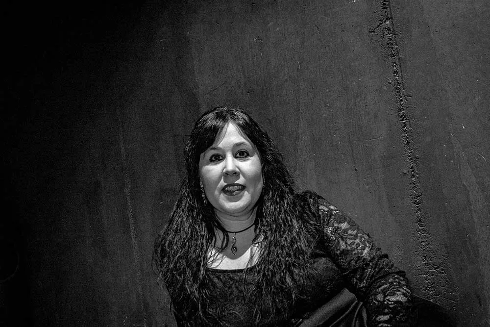 Mimi, actress Ara Jo! Enraona Theatre
