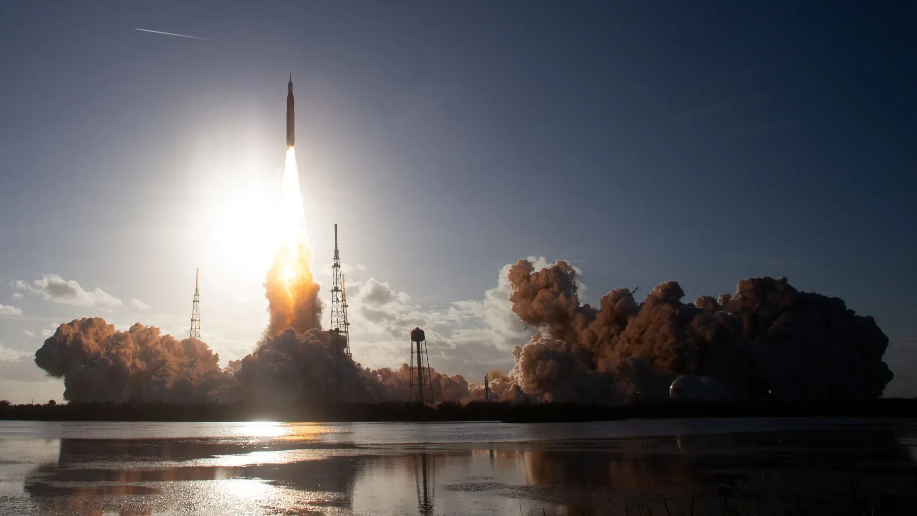 NASA's SLS rocket carrying the Orion spacecraft with NASA astronauts onboard launches on the Artemis II mission. 1 APRIL 2026