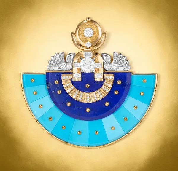 Van Cleef & Arpels Fascinating Egypt Venus Égyptienne clip.