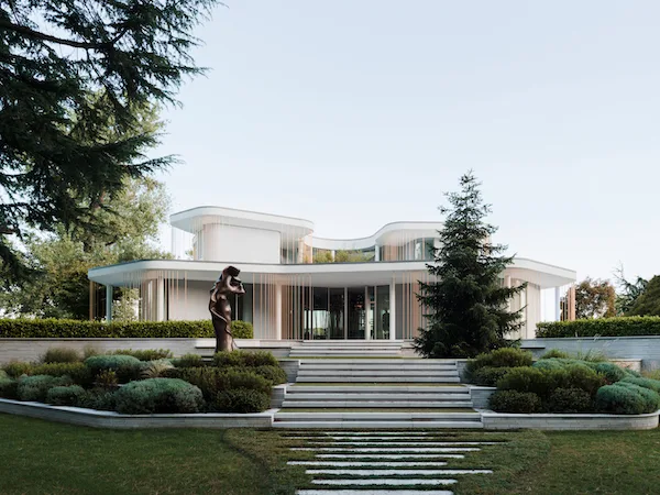 Villa Mosca Bianca by Dara Huang
