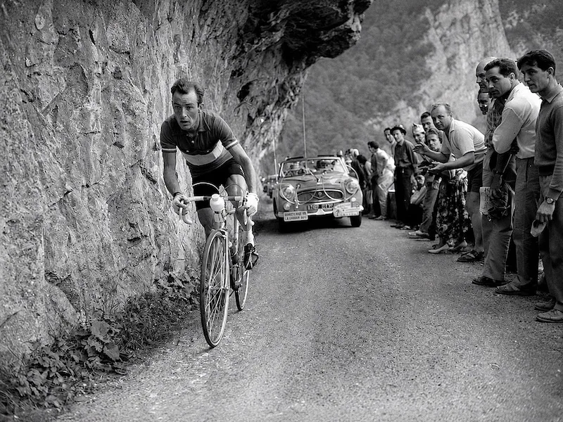 Charly Gaul on his way to victory in 1956.