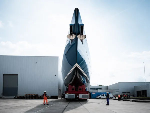 Project Zero seen bow-on