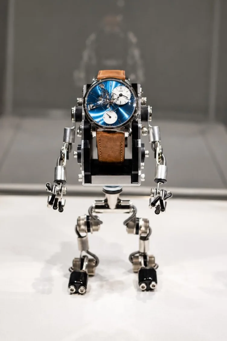 MB&F’s Legacy Machine 101 Steel Blue