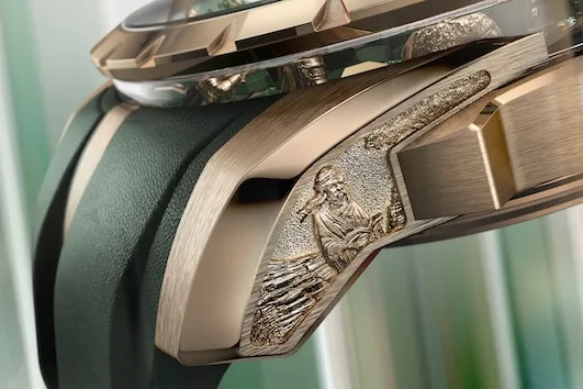 Hand engraving of Merlin on the side of the Roger Dubuis Excalibur The Metamorph Merlin