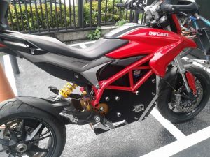 een elektrische ducati Hypermotard