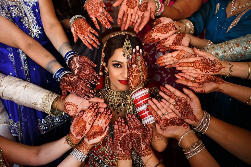 Asian wedding photography and videography couple portrait outdoors