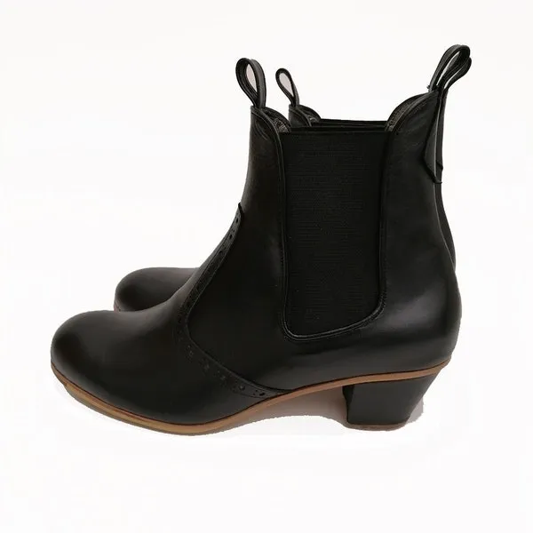 Flamenco boots