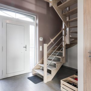 escalier contemporain en bois