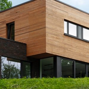 Construction contemporaine en bardage bois Beaufays