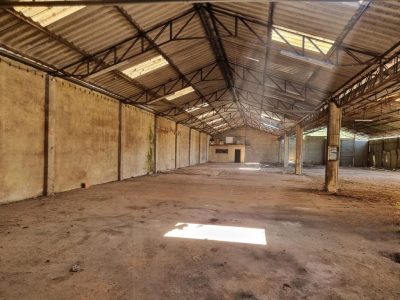 Prédio Uso Misto (Armazém)