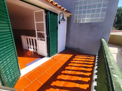 Moradia Geminada T3 em óptimo estado