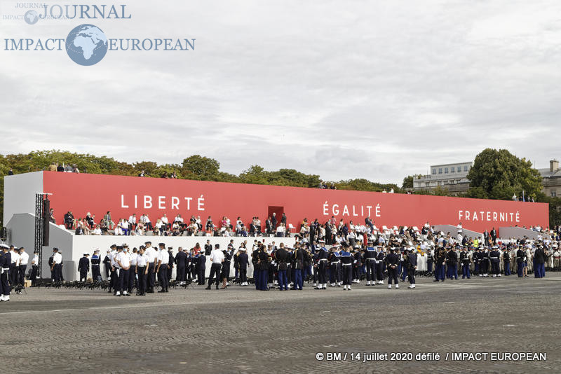 defile 14 juillet 2020 01