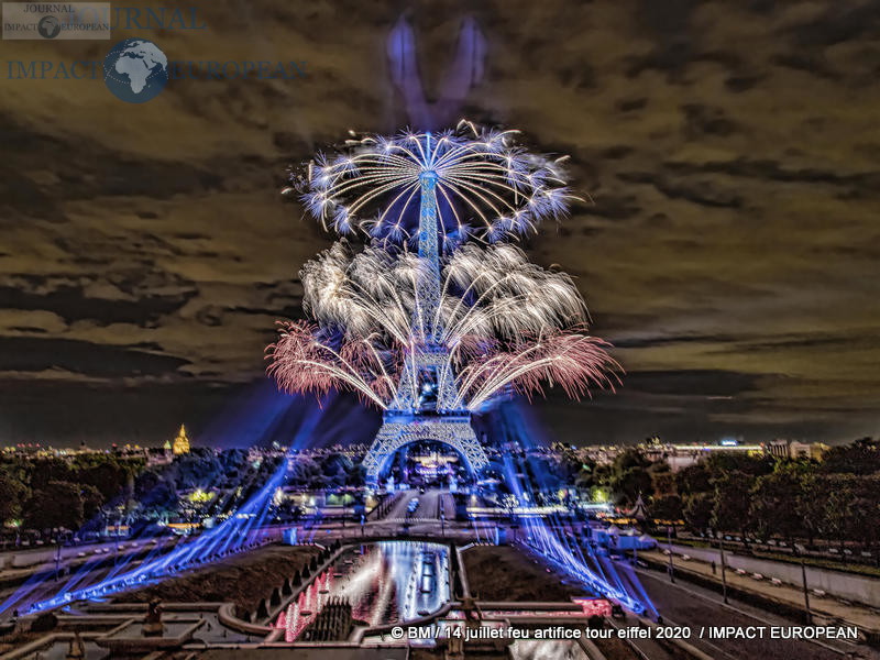 feu artifice tour eiffel 2020 01