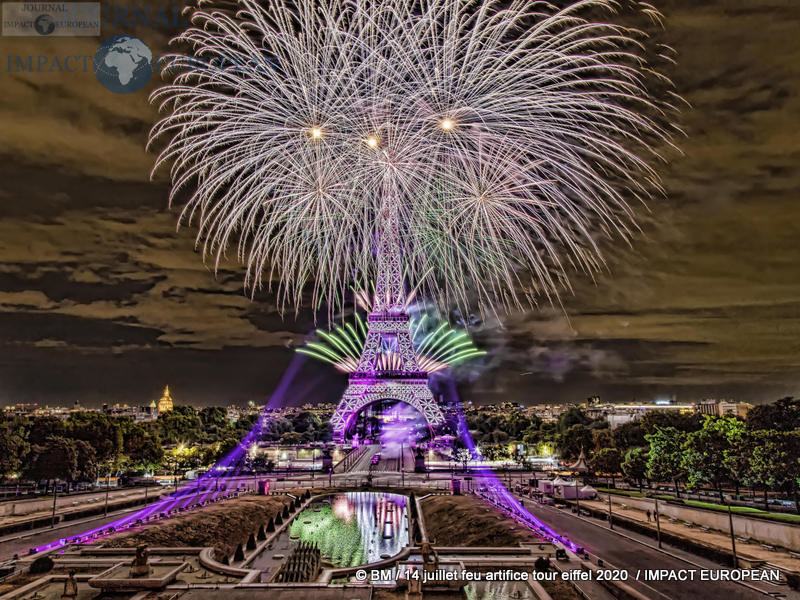 feu artifice tour eiffel 2020 04