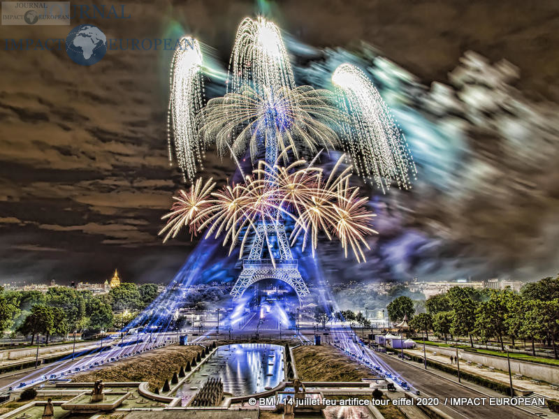 feu artifice tour eiffel 2020 09