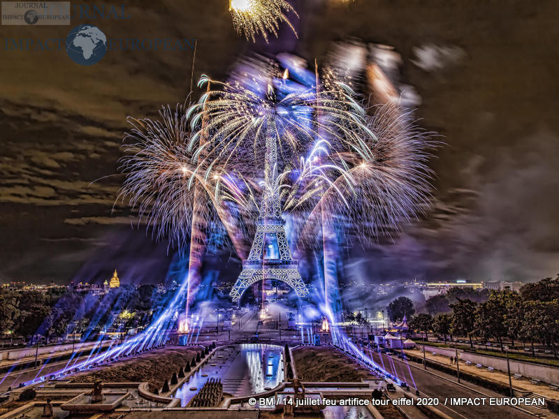 feu artifice tour eiffel 2020 17