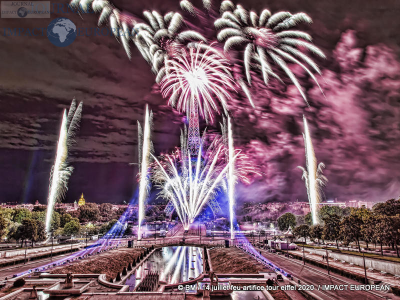 feu artifice tour eiffel 2020 18