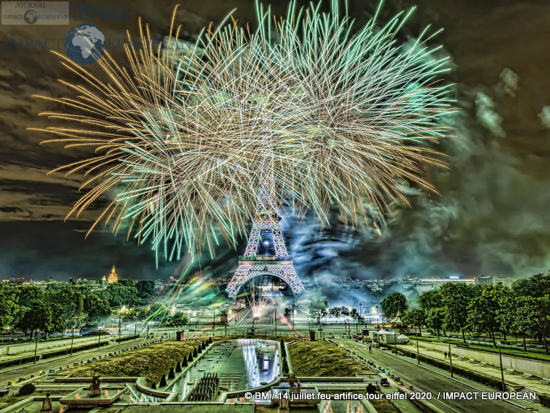 feu artifice tour eiffel 2020 25