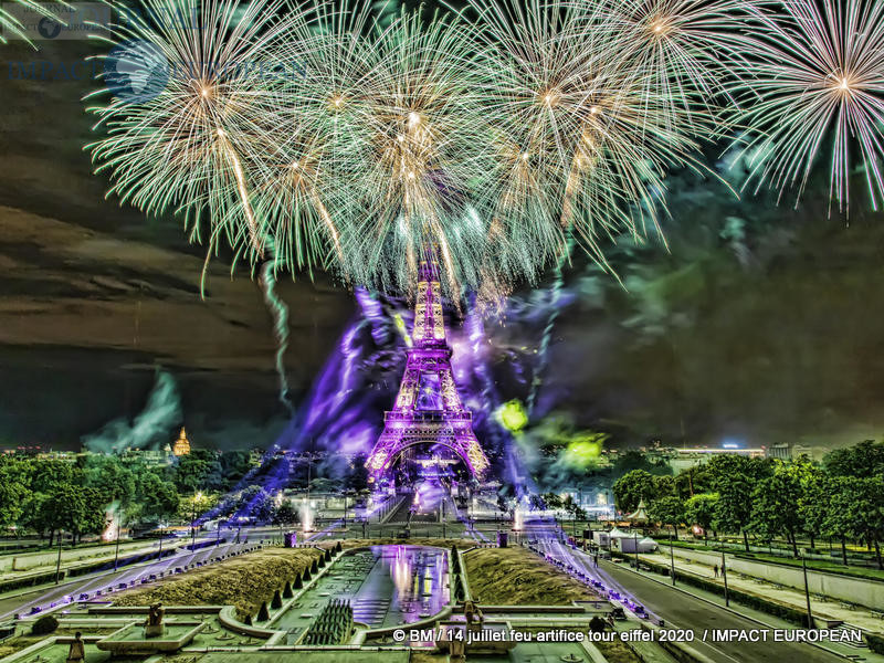 feu artifice tour eiffel 2020 38