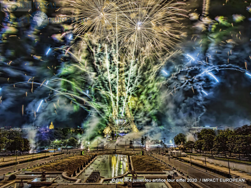 feu artifice tour eiffel 2020 41