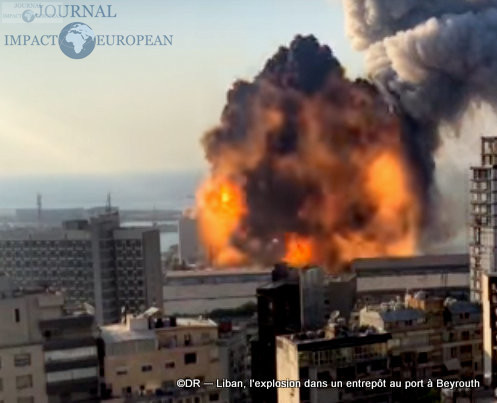 L'explosion dans un entrepôt au port à Beyrouth 9