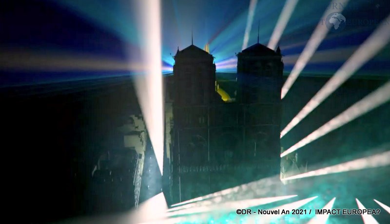 Paris - Concert de Jean-Michel Jarre dans Notre-Dame virtuelle