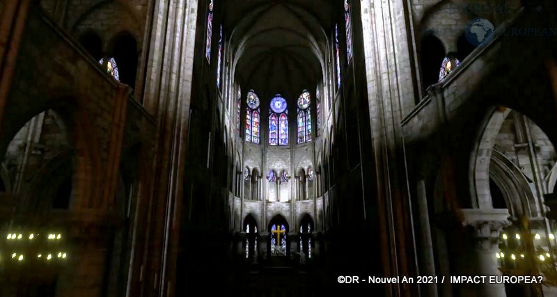 Paris - Concert de Jean-Michel Jarre dans Notre-Dame virtuelle