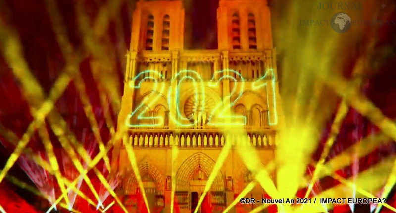 Paris - Concert de Jean-Michel Jarre dans Notre-Dame virtuelle