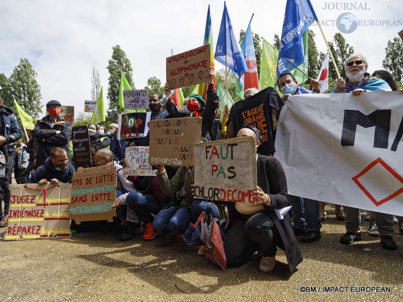 marche contre agrochimie 08