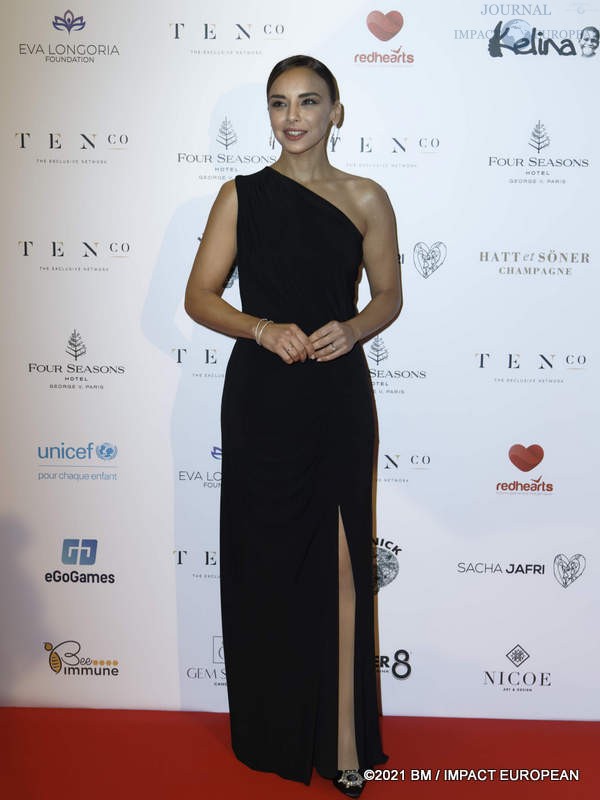 María Laura Corradini Falomir lors de la 10ème édition du Global Gift Gala au Four Seasons Hotel George V à Paris