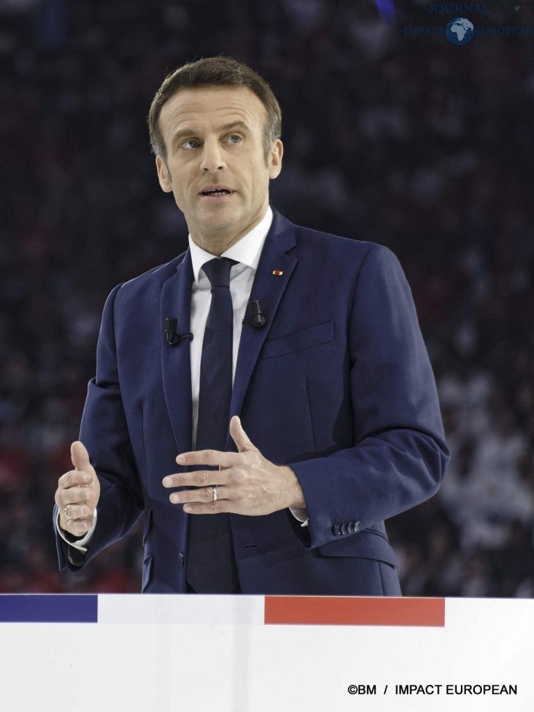 Emmanuel Macron 25
