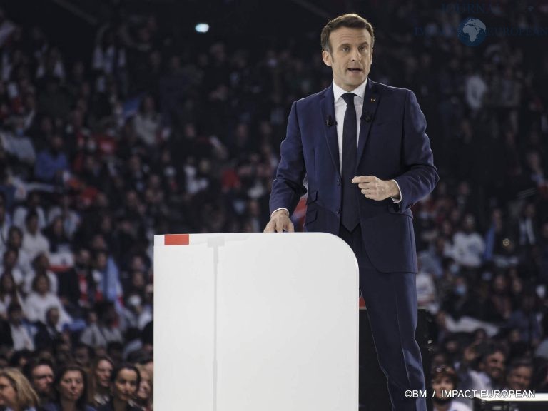 Emmanuel Macron 35