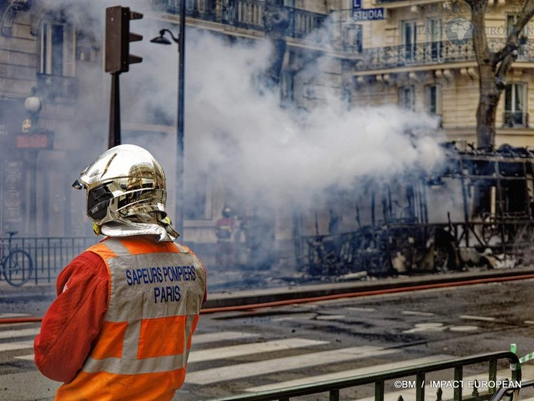 Incendie bus 11