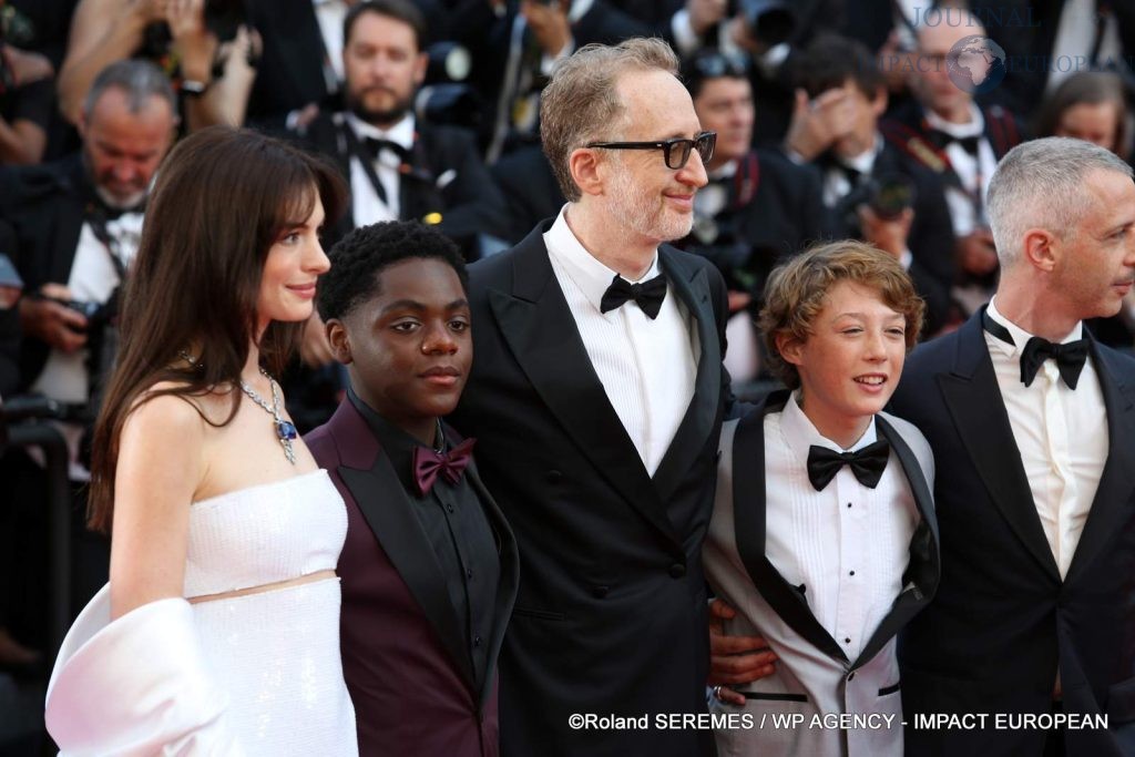 Anne Hathaway, Jaylin Webb, Director James Gray, Michael Banks Repeta et Jeremy Strong