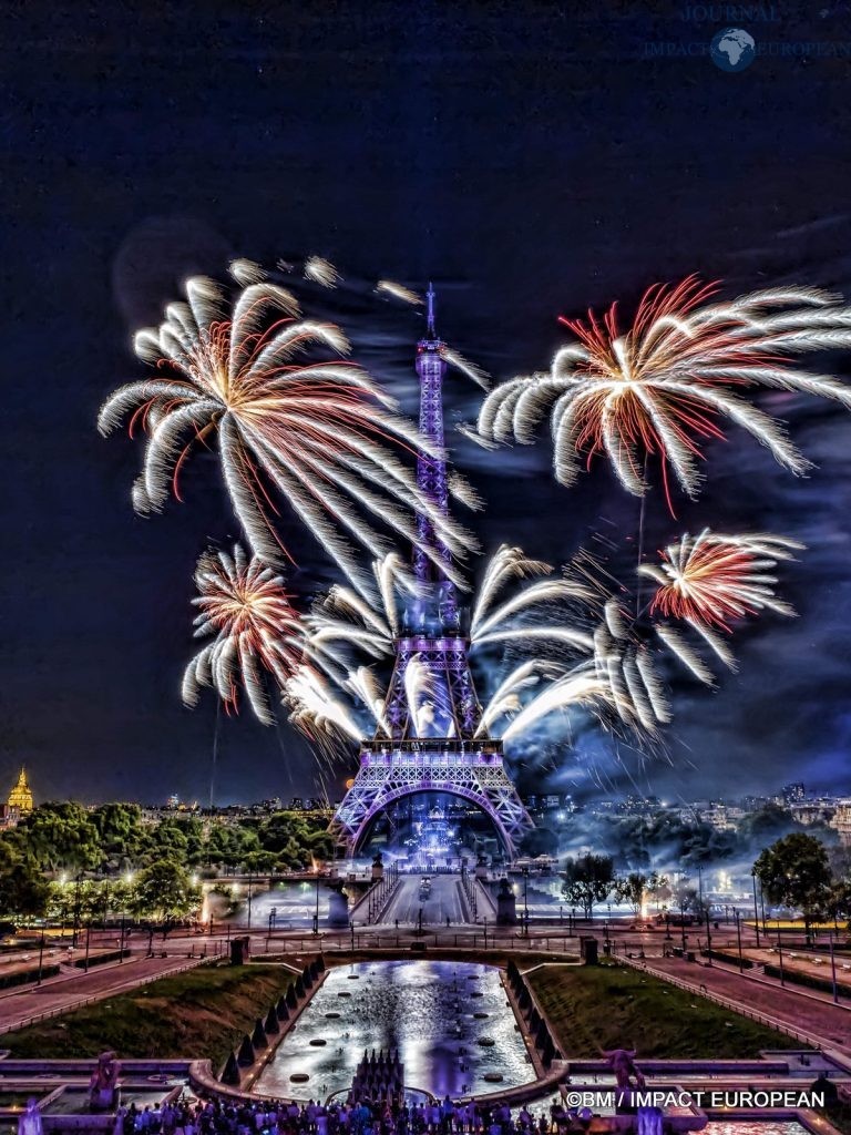 Feux d'artifices tour Eiffel 2022 015