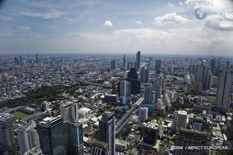 King Power Mahanakhon 02