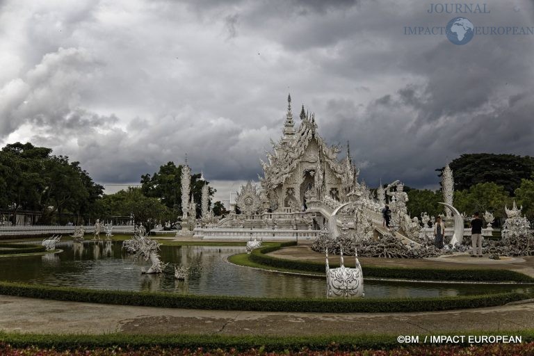 Wat Rong Khun 02