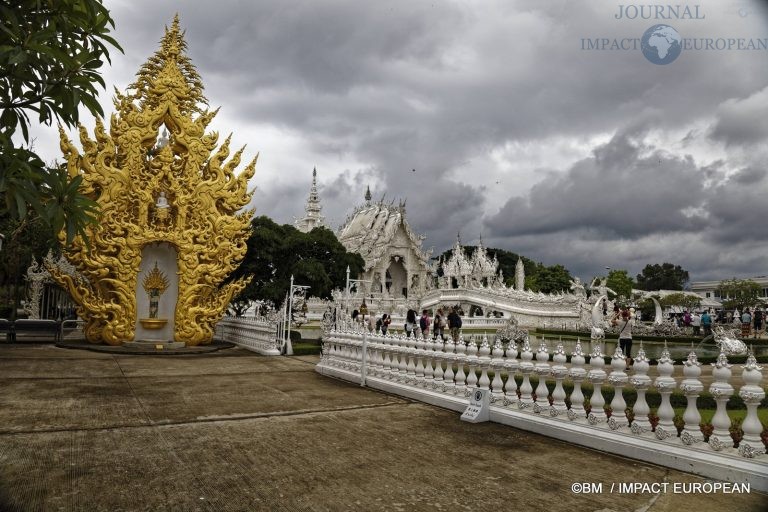 Wat Rong Khun 03