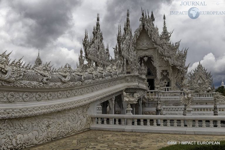 Wat Rong Khun 11