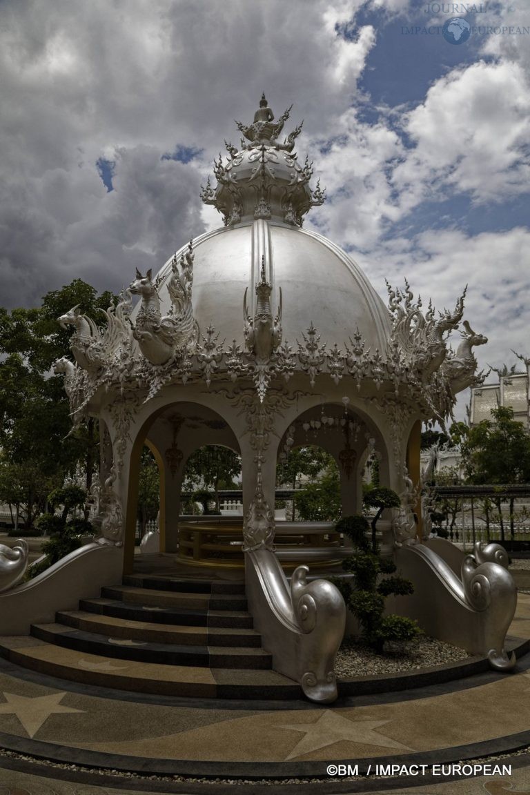 Wat Rong Khun 37