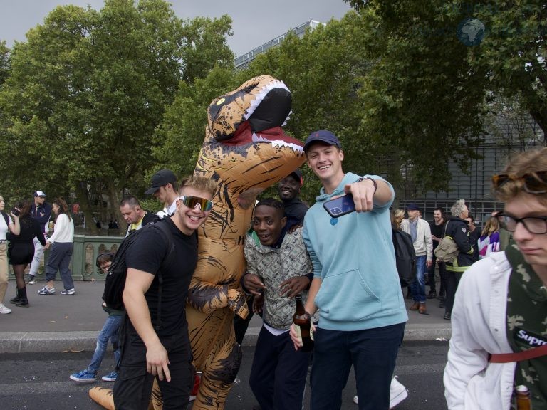 La Techno Parade dans les rues de Paris / ©Cerdic CHOTEL - IMPACT EUROPEAN