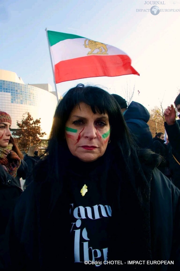 Rassemblement la liberté vue par les iraniens.10