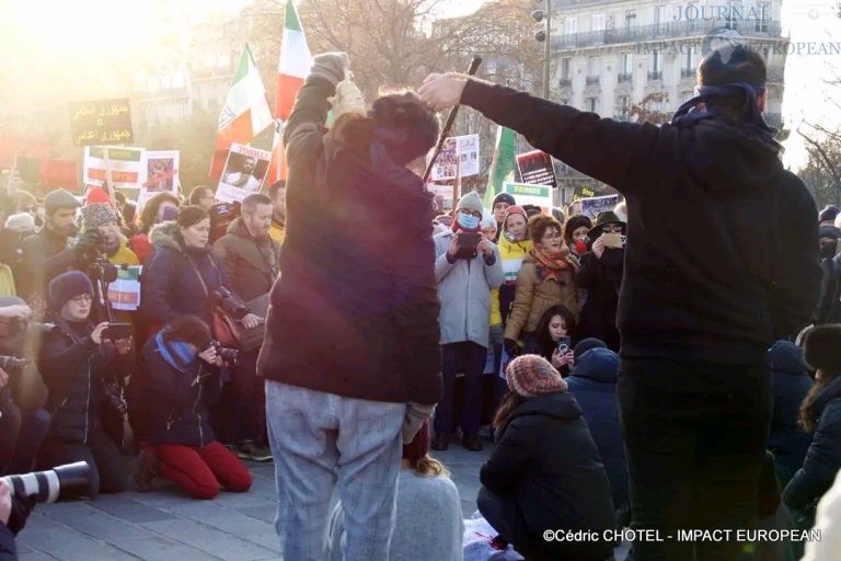 Rassemblement la liberté vue par les iraniens.11